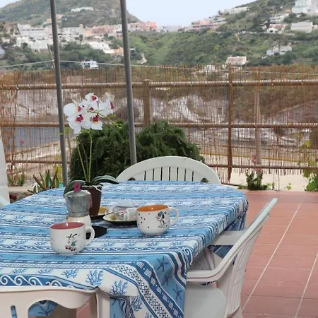 Апартаменты Ponzamania La Terrazza Di Cala Feola