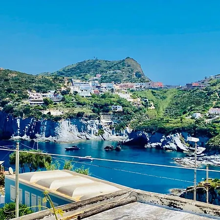 Ponzamania La Terrazza Di Cala Feola Апартаменты